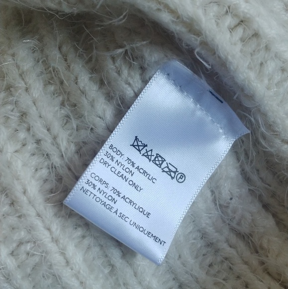 Hit List Oversized Fuzzy Crew Neck Sweater - Picture 3 of 7